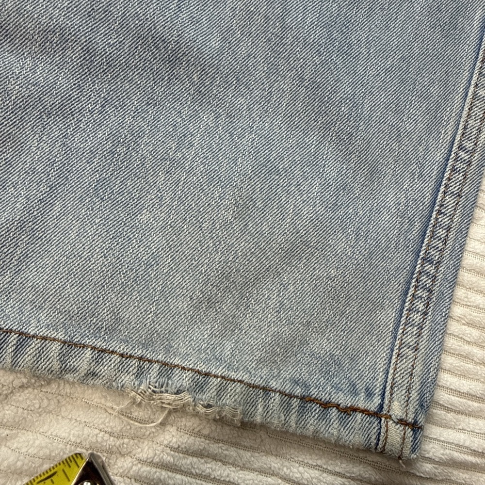 Vintage Lev's 505 Jeans Men 38x30 Blue Denim Light Wash Straight Regular Y2K - Picture 13 of 16